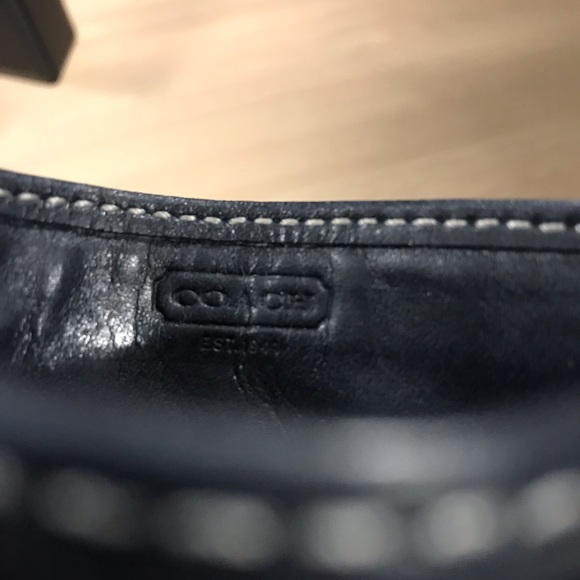 Coach Wallet Card Colder - Picture 3 of 4